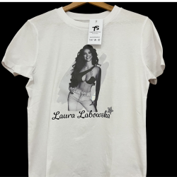 Koszulka od Laury Labowskiej – już dostępna w sprzedaży!